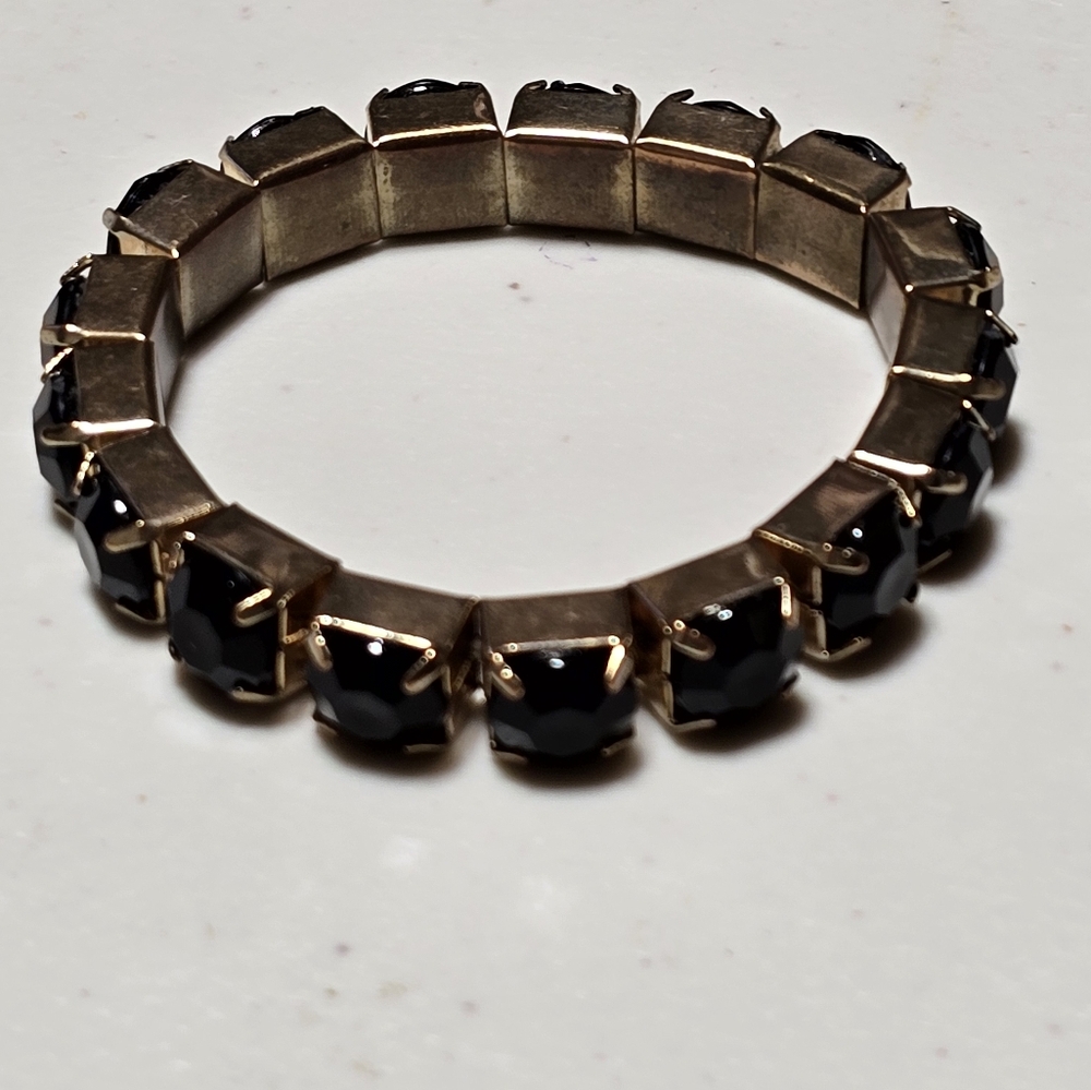 Black Bead Stretch Bracelet Gold Tone Faceted